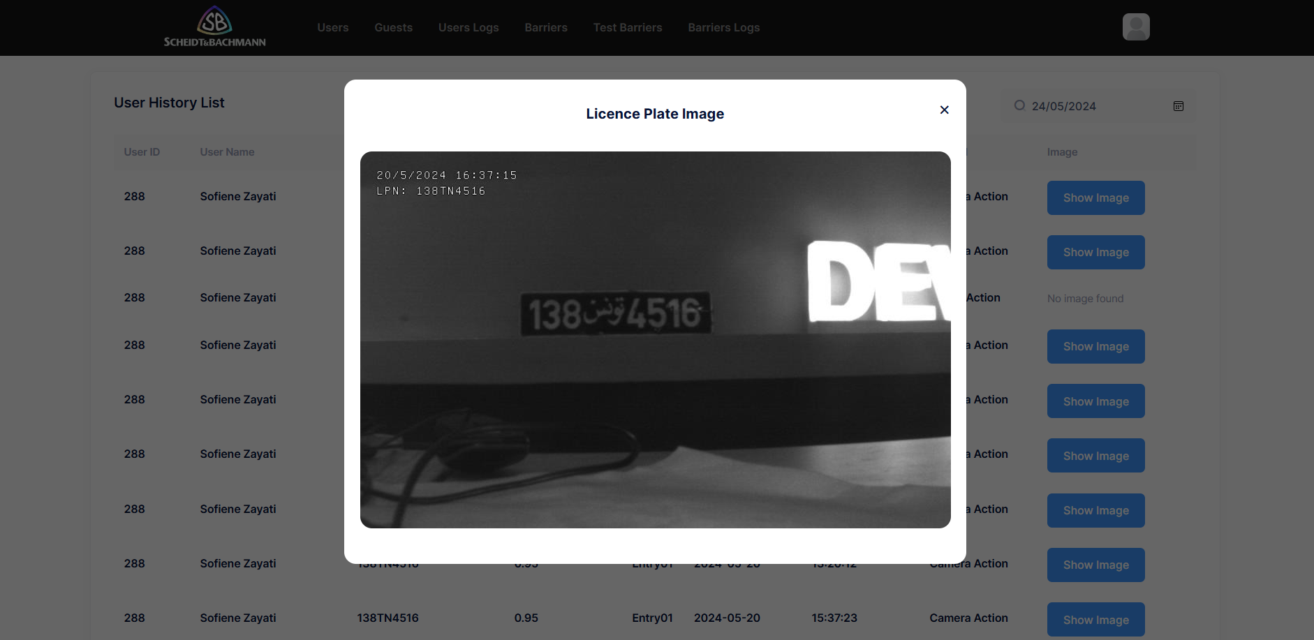 MacroPark access history with recognized plate evidence